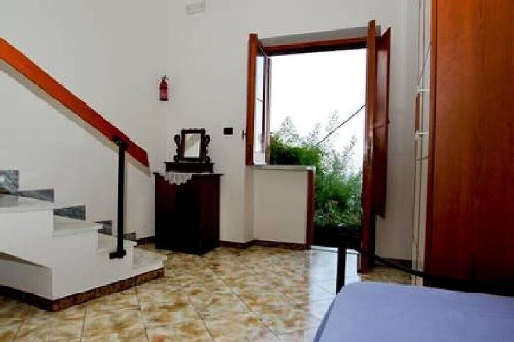 Photo of Bedroom in Castiglione