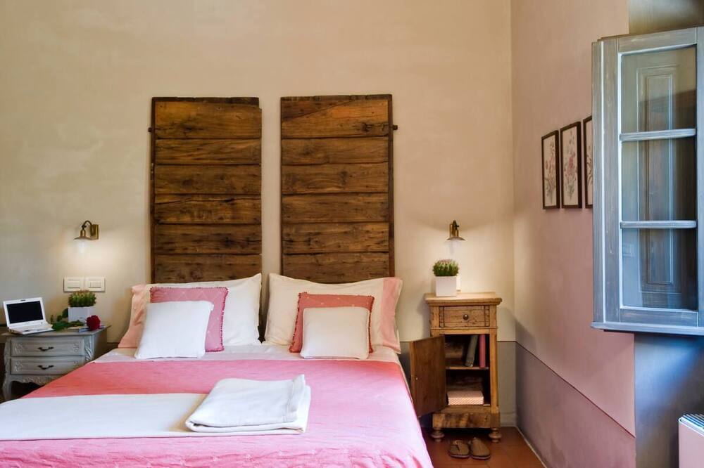 Photo of Bedroom in Terranuova Bracciolini