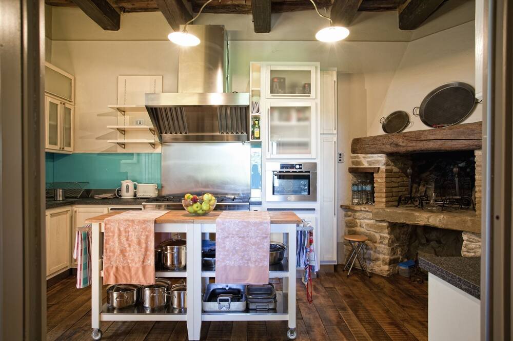 Photo of Kitchen in San Pietro a Cegliolo