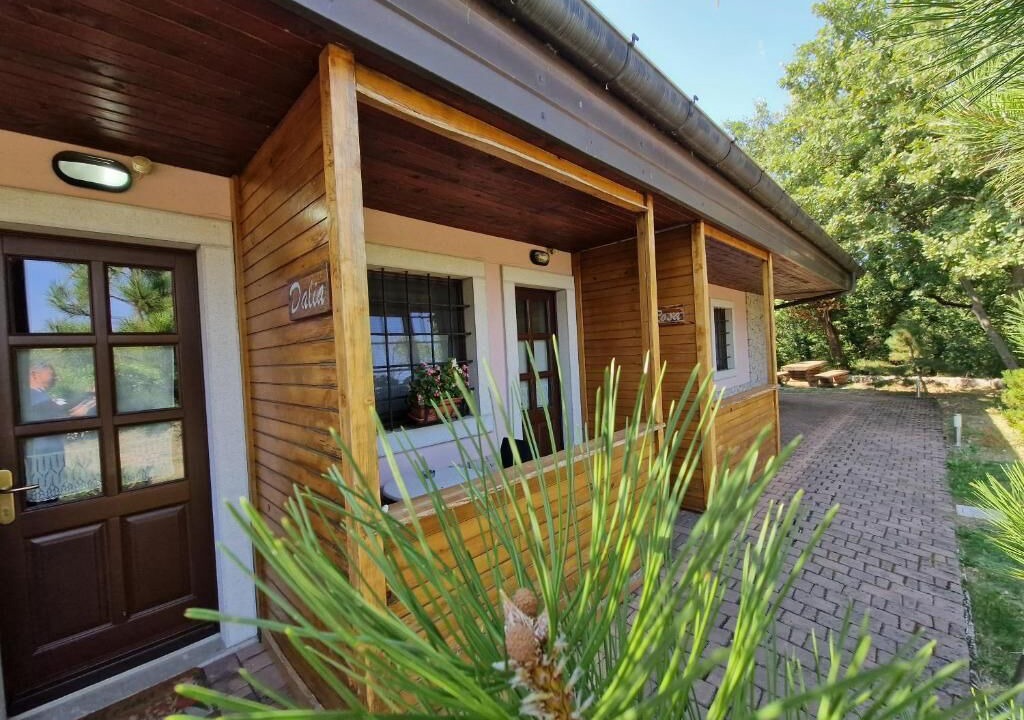 Photo of Outdoor in Sales