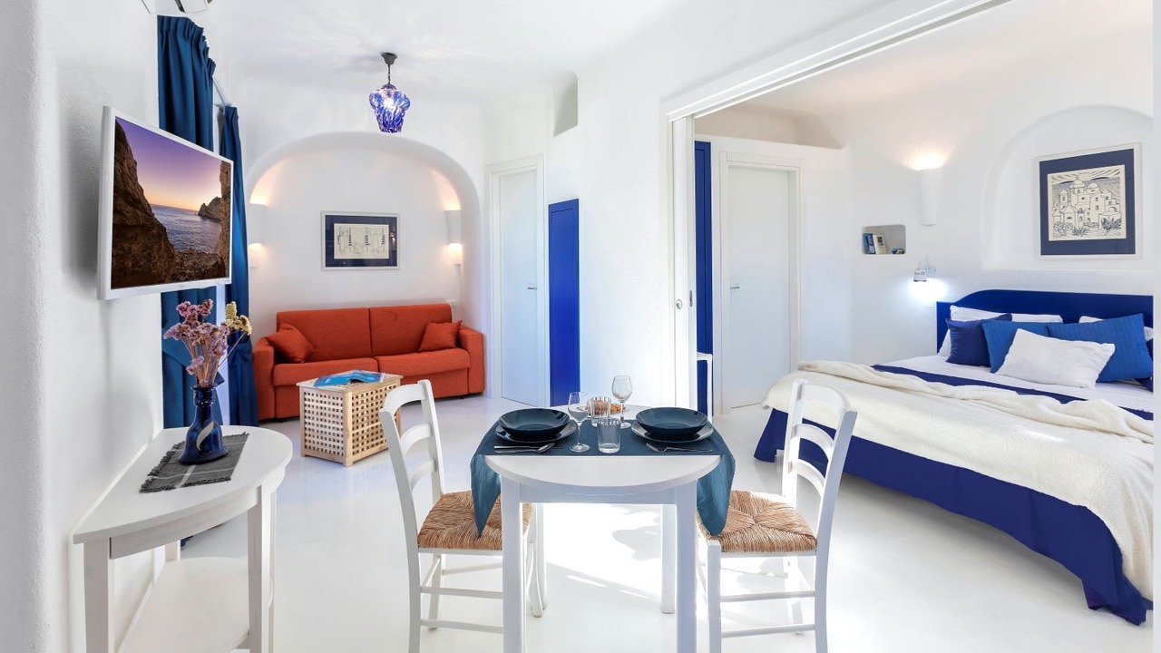 Photo of Bedroom in Forio