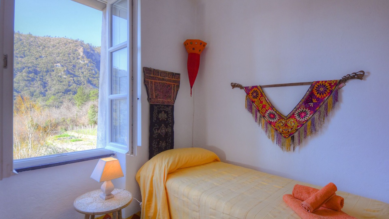 Photo of Bedroom in Calice Ligure