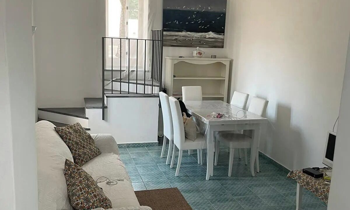 Photo of Livingroom in Forio
