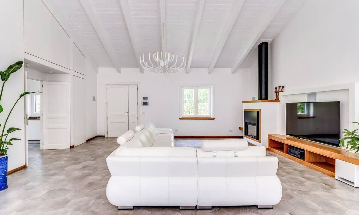 Photo of Livingroom in Sorrento City Centre