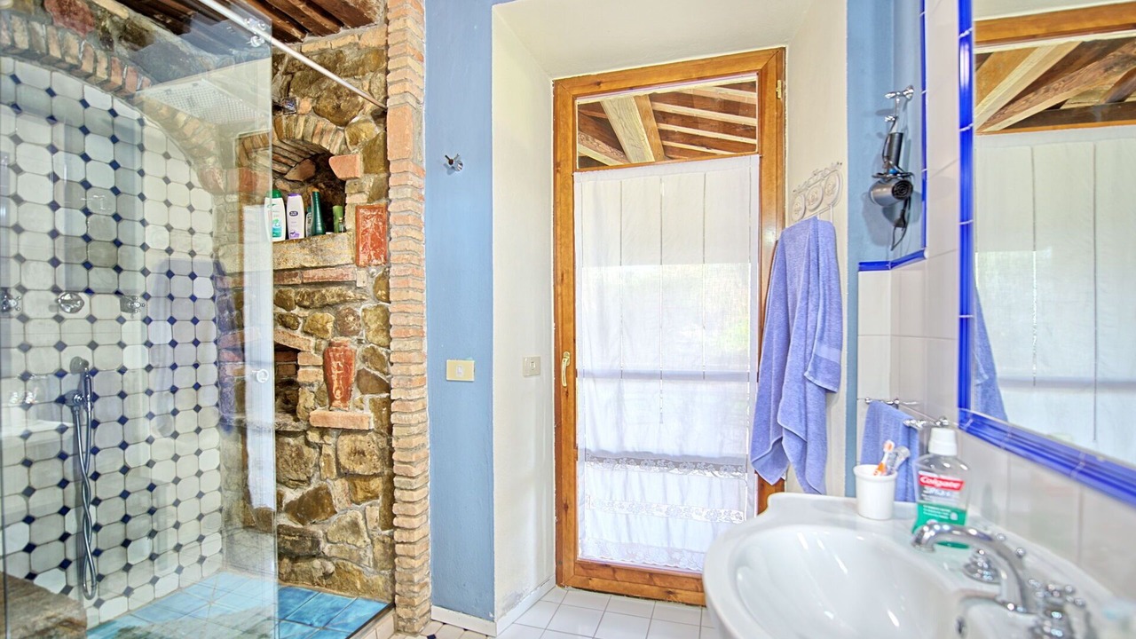 Photo of Bathroom in Lucignano