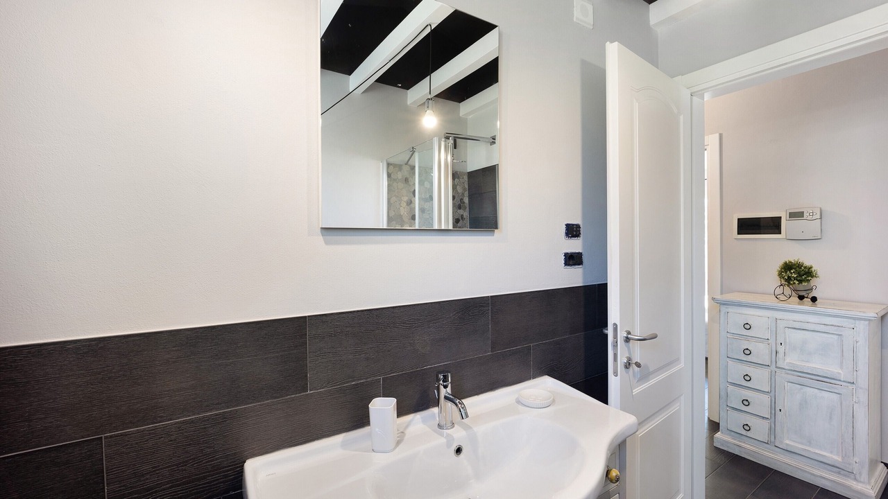 Photo of Bathroom in Poggi