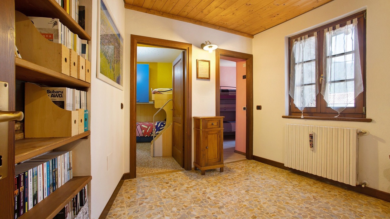 Photo of Bedroom in Tremosine