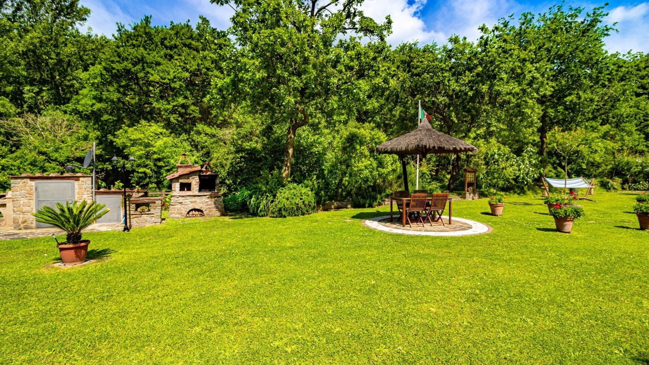 Photo of Outdoor in Polvano