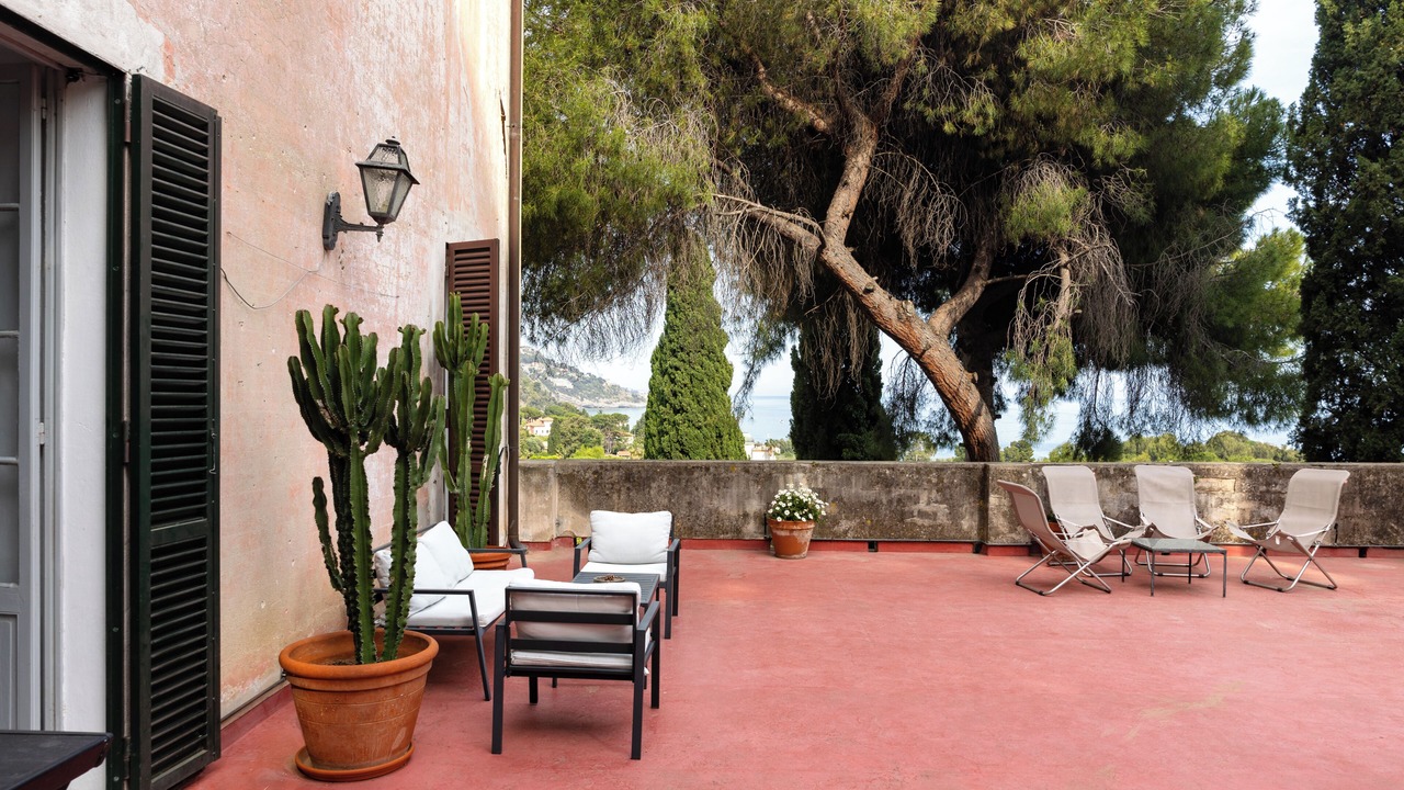 Photo of Patio Balcony in Latte