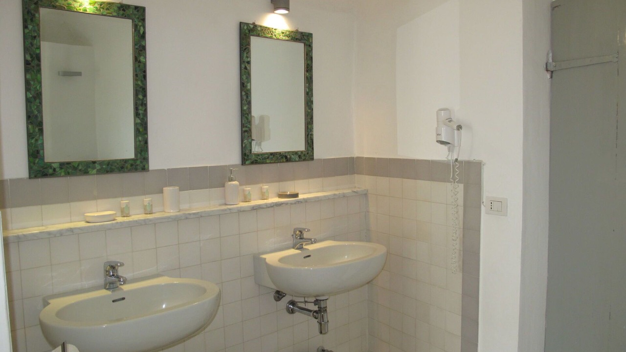 Photo of Bathroom in Finalborgo