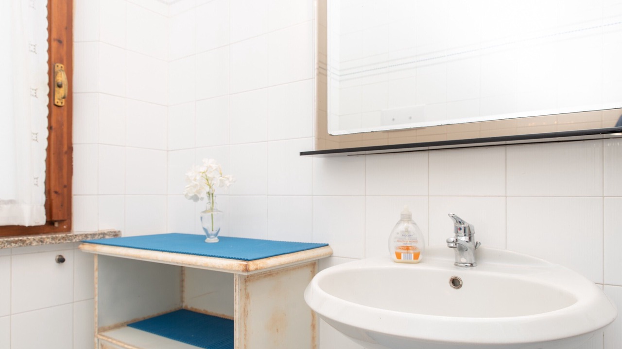 Photo of Bathroom in Suaredda-Traversa
