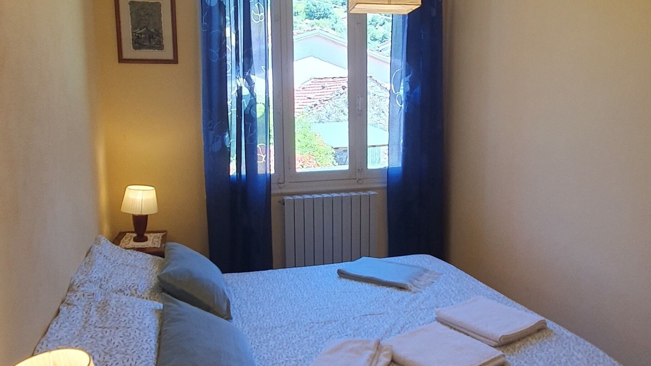 Photo of Bedroom in Montefegatesi