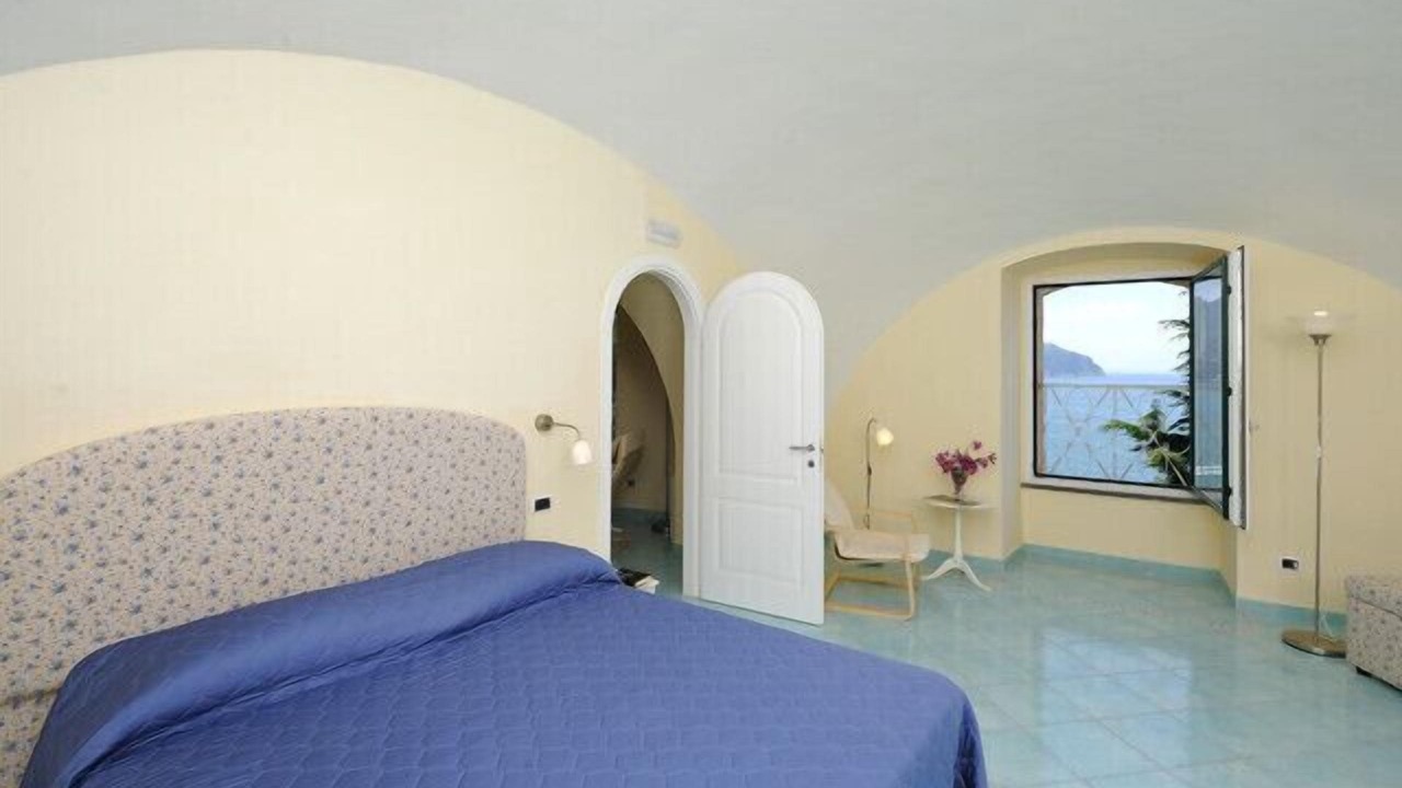 Photo of Bedroom in Castiglione
