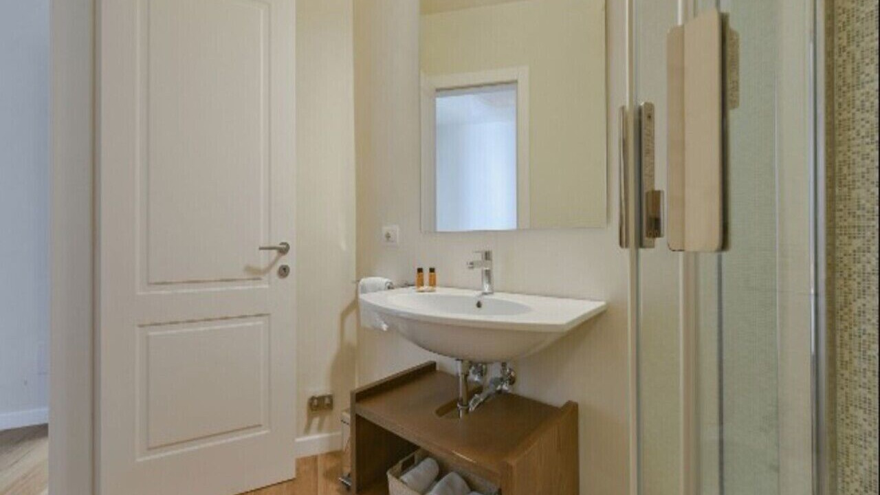Photo of Bathroom in Oltrarno