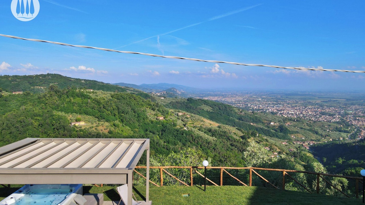 Photo of Outdoor in Massa e Cozzile