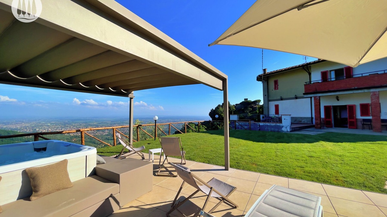 Photo of Patio Balcony in Massa e Cozzile