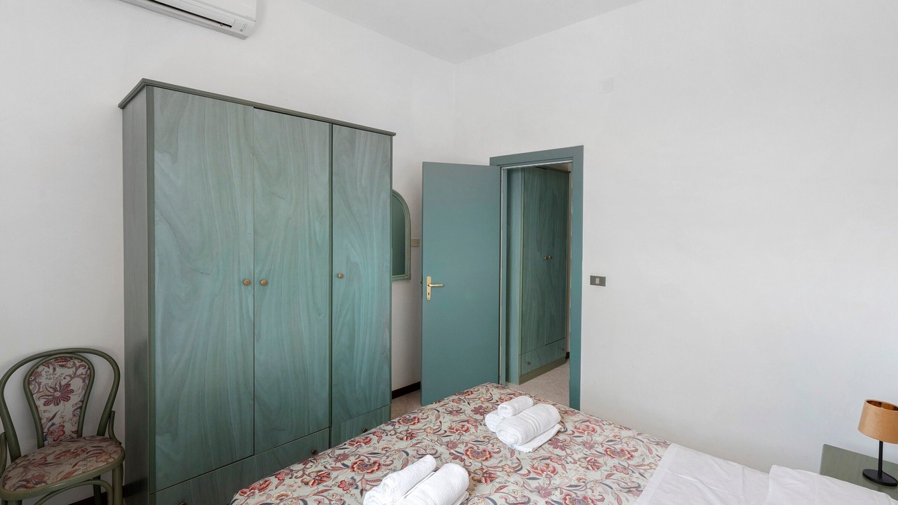 Photo of Bedroom in Palinuro