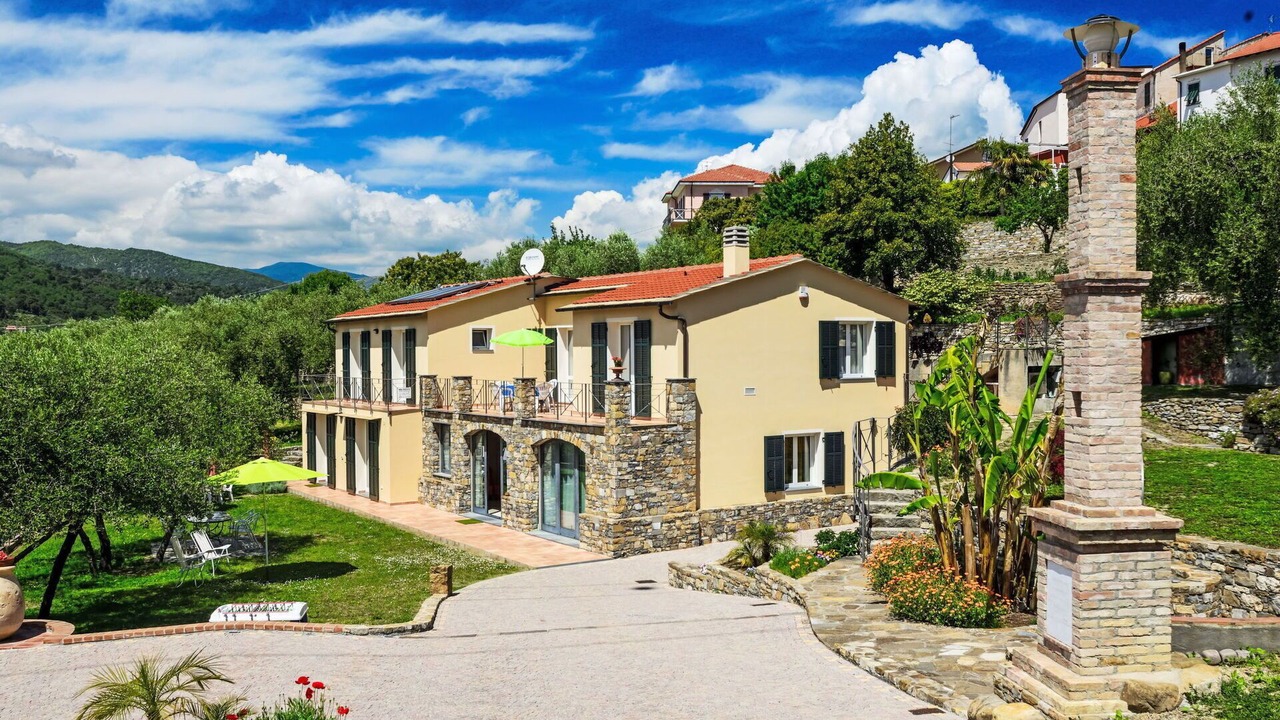Photo of Patio Balcony in Costa dʼOneglia