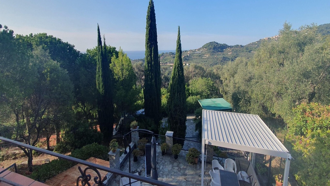Photo of Patio Balcony in Civezza