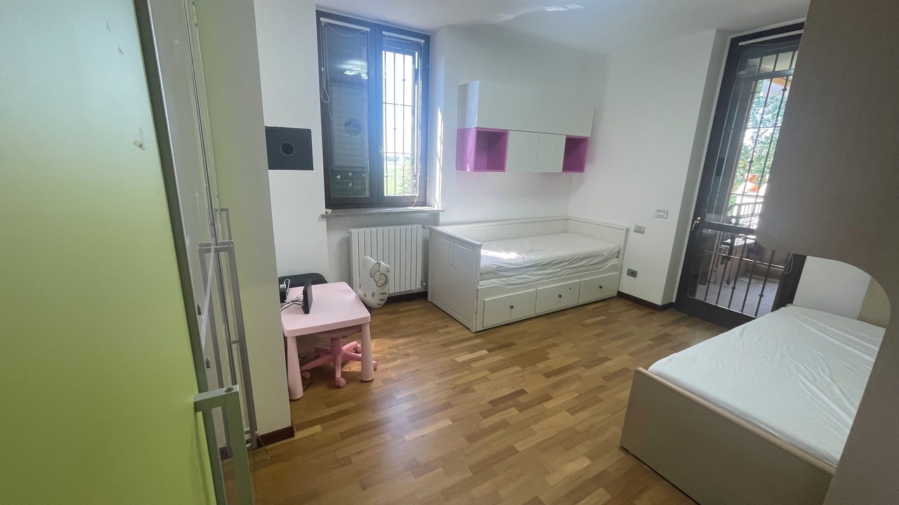 Photo of Bedroom in Peschiera Borromeo