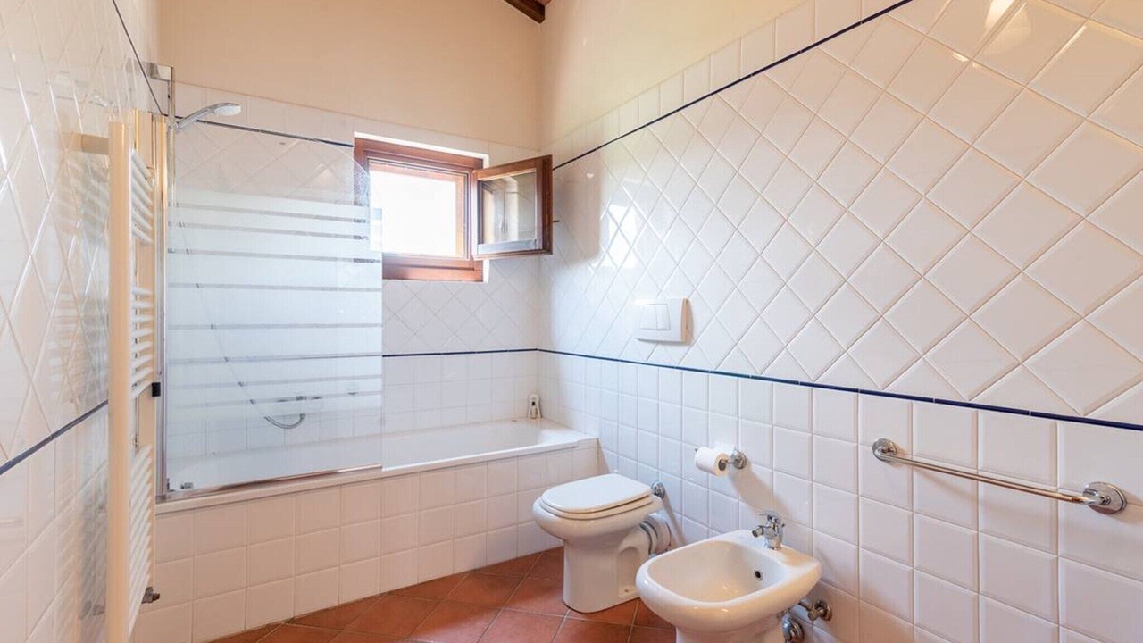 Photo of Bathroom in Laterina