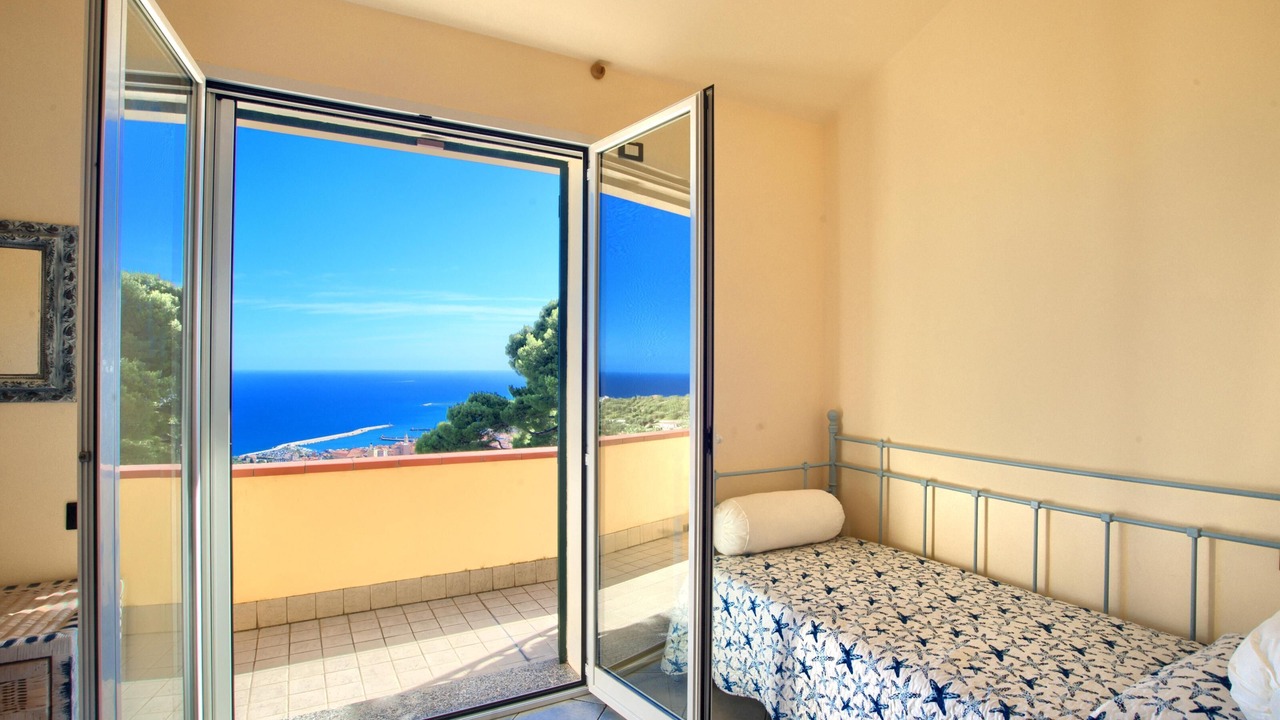 Photo of Bedroom in Imperia