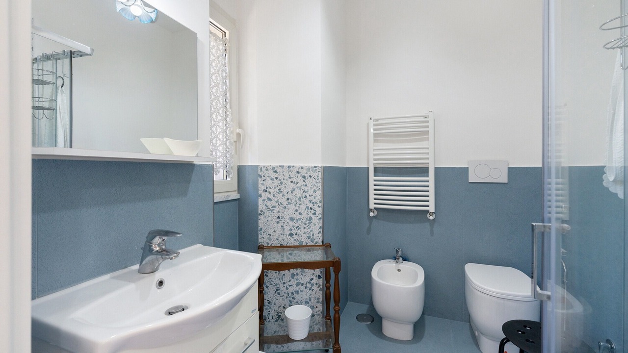 Photo of Bathroom in Meta