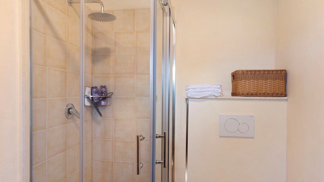 Photo of Bathroom in Garlenda