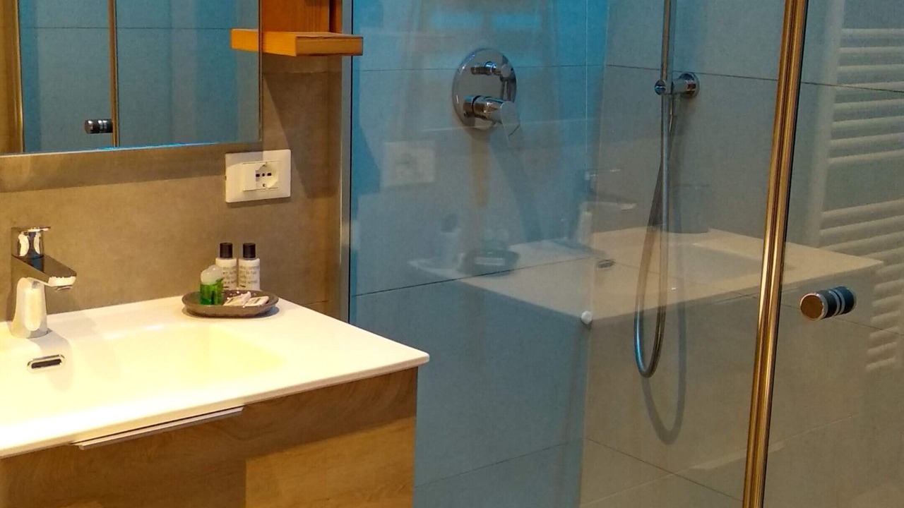 Photo of Bathroom in Rabbi