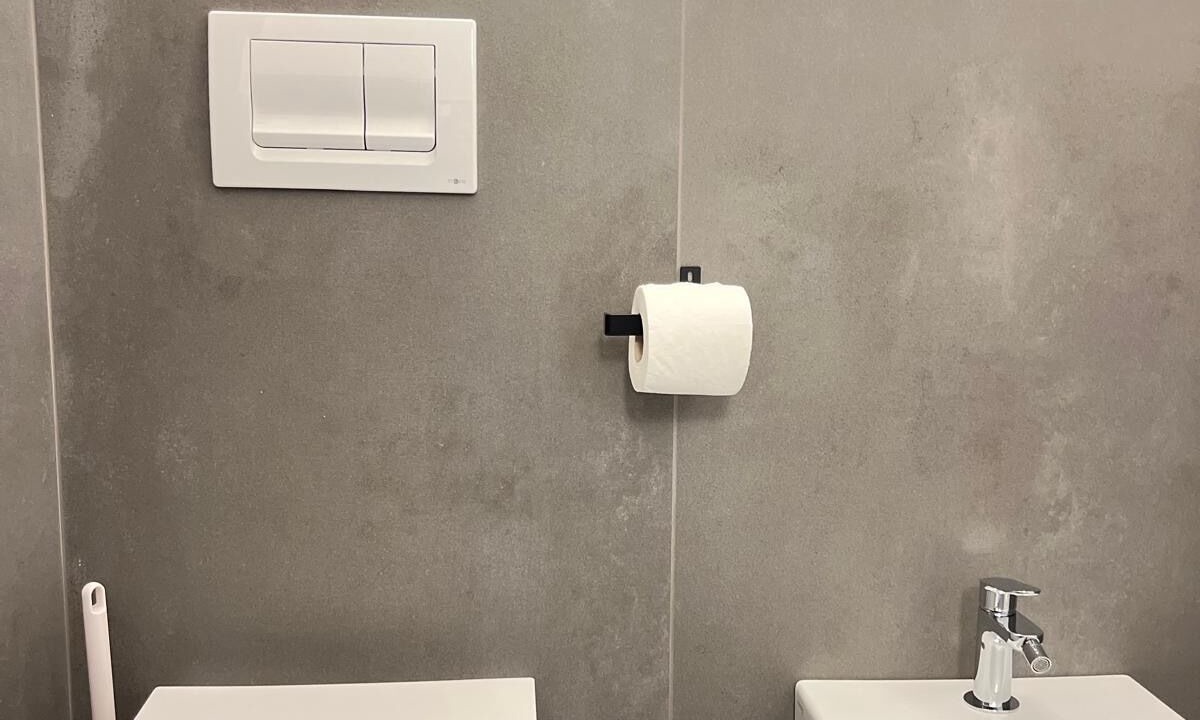 Photo of Bathroom in La Spezia Historic Centre