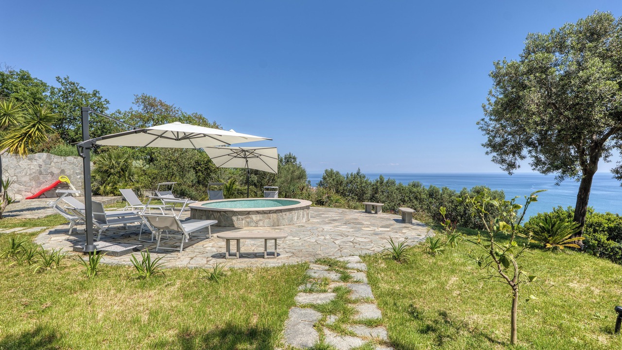 Photo of Patio Balcony in Vigo-Peirano
