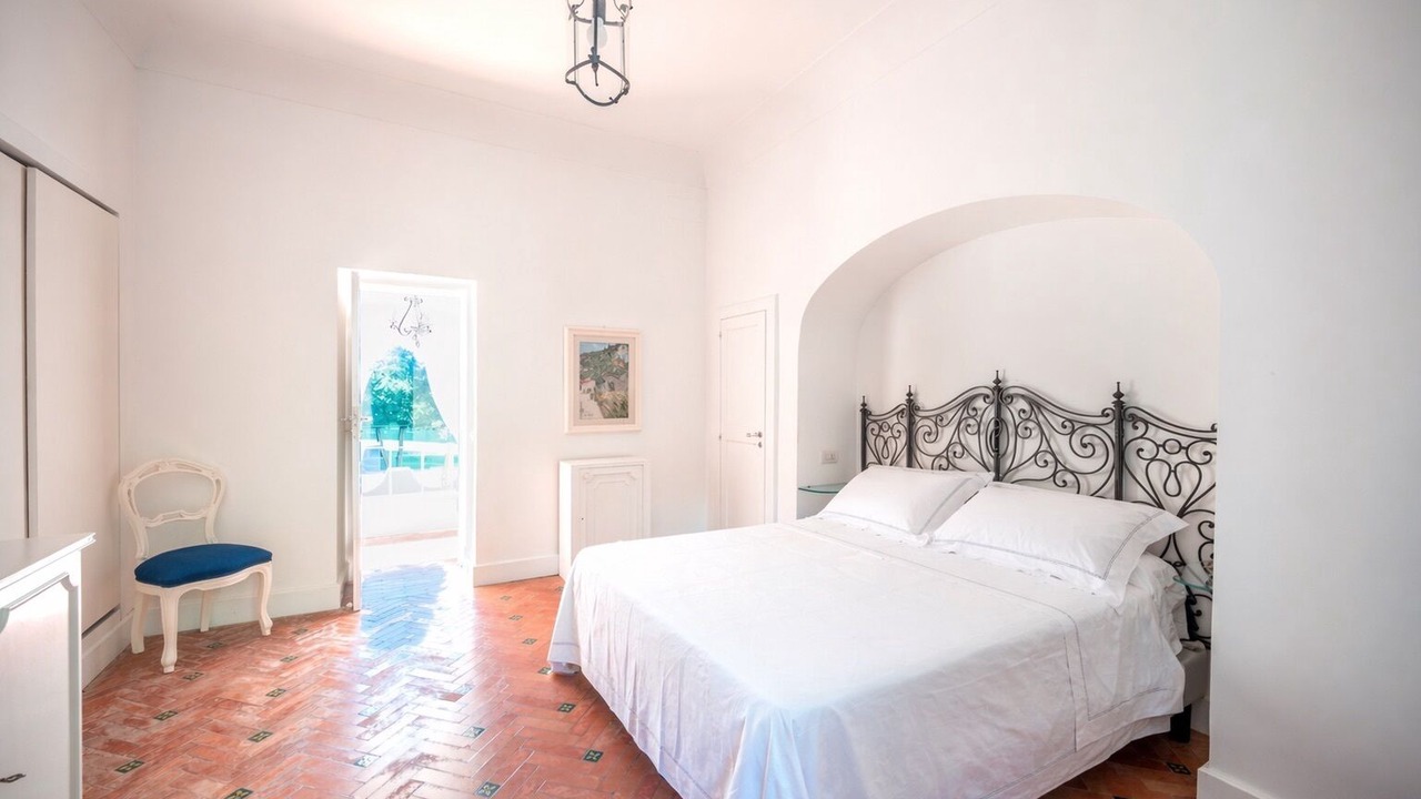 Photo of Bedroom in Ischia Porto