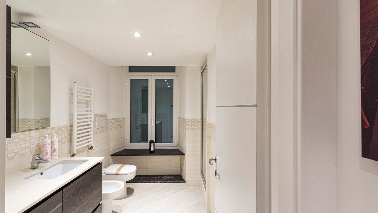 Photo of Bathroom in Pre