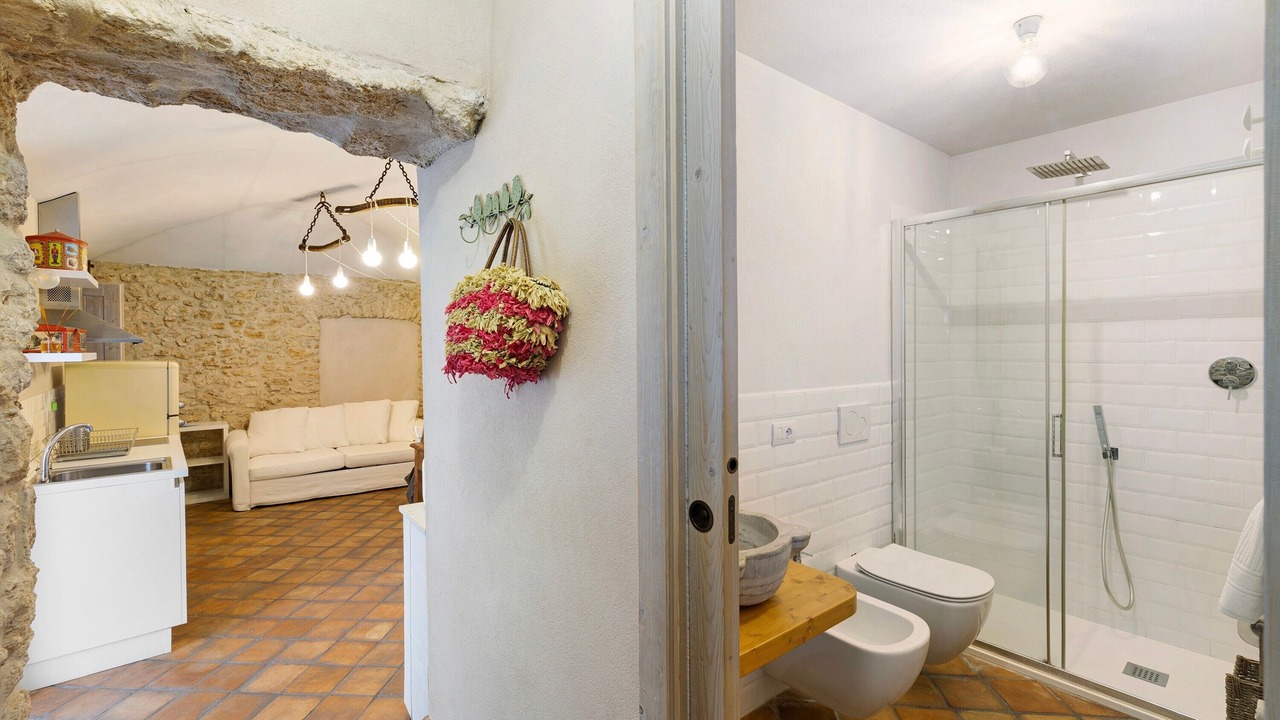 Photo of Bathroom in Orco Feglino