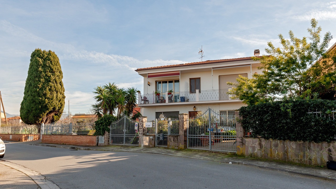 Photo of Outdoor in Pisa
