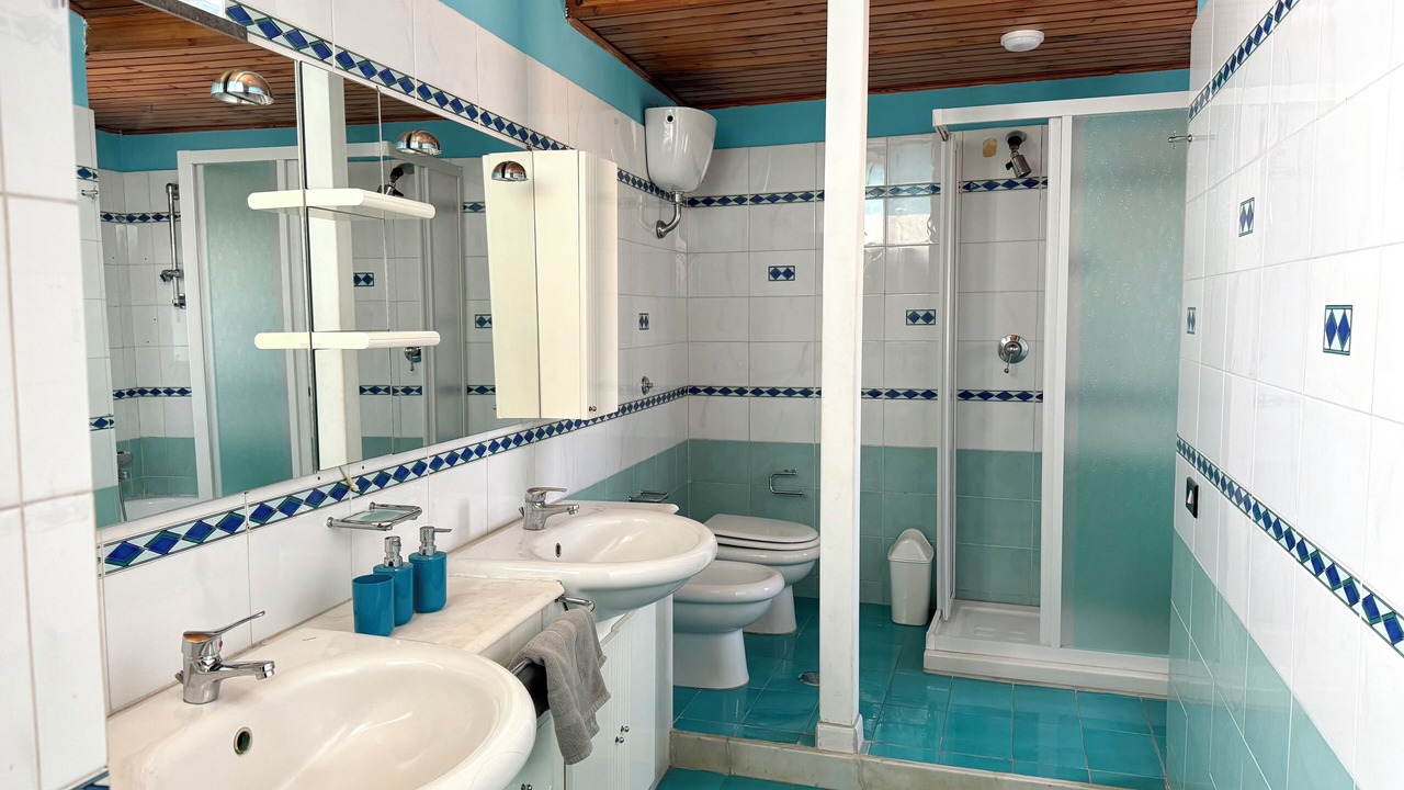 Photo of Bathroom in Historical Center