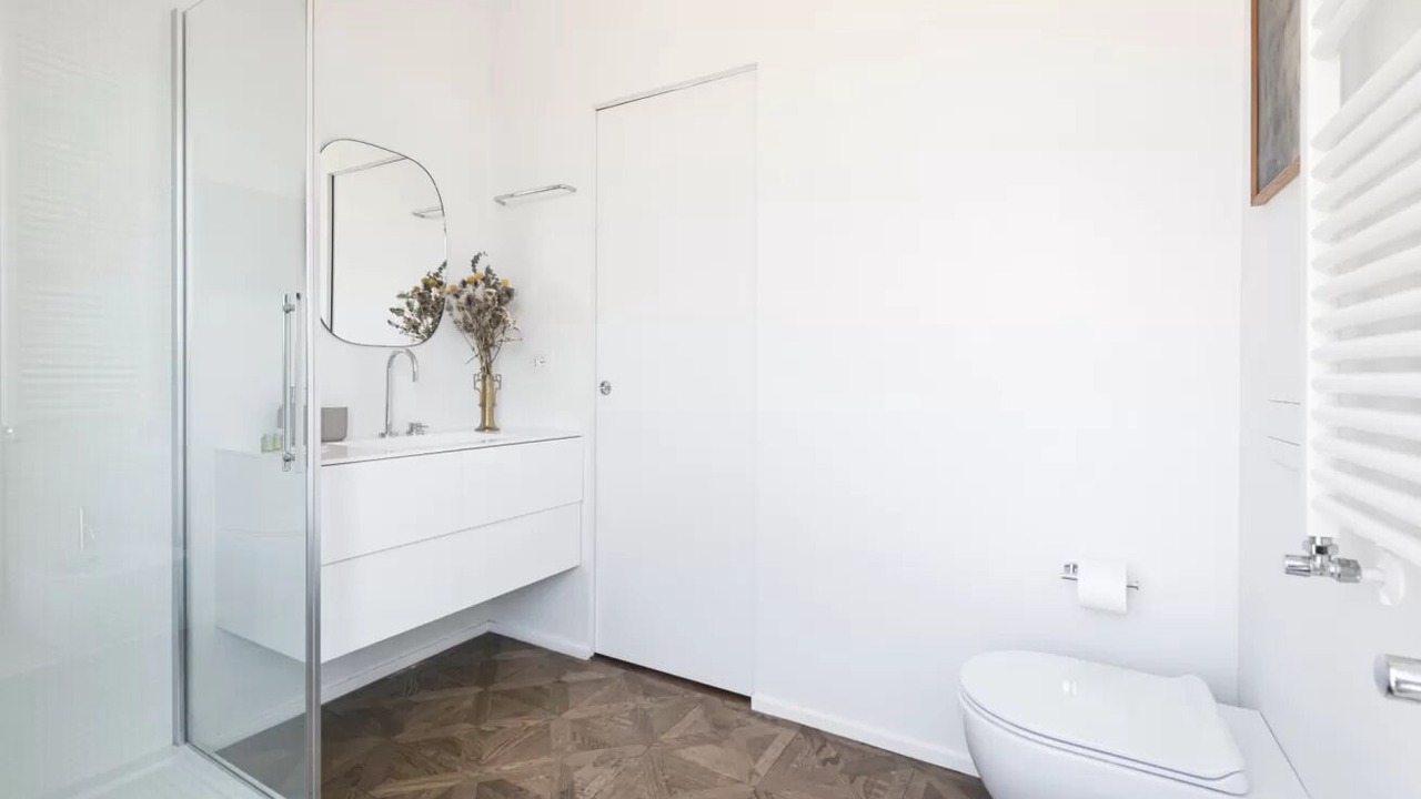 Photo of Bathroom in Central Station