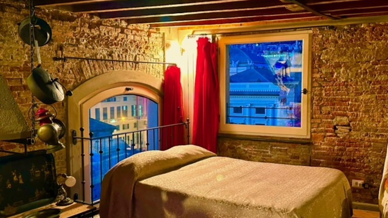 Photo of Bedroom in Genoa Historical Centre