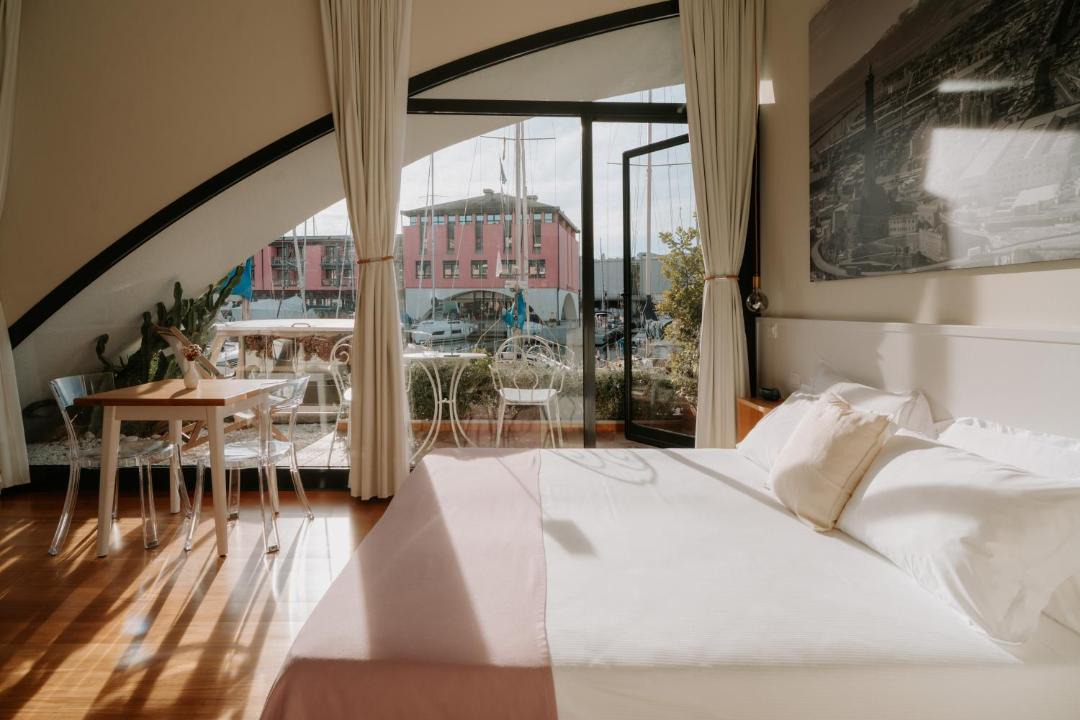 Photo of Others in Genoa