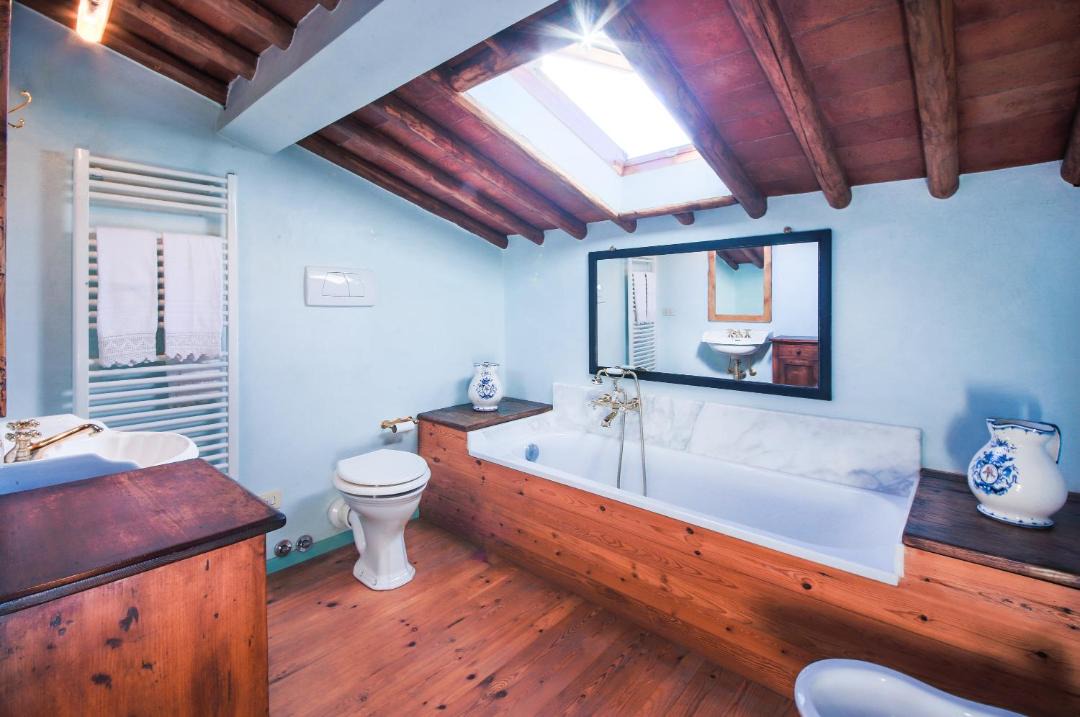 Photo of Bathroom in Scandicci