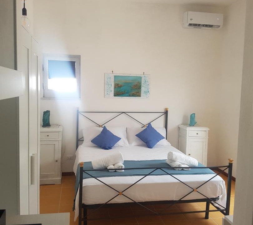 Photo of Bedroom in Laureana Cilento