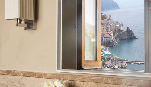 Junior Suite, Sea View (Extra Bed 2 Adults + 1 Child)