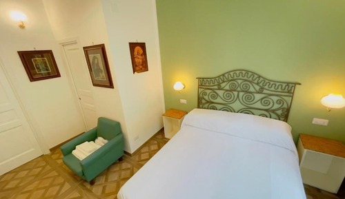 Standard Double Room, Garden View