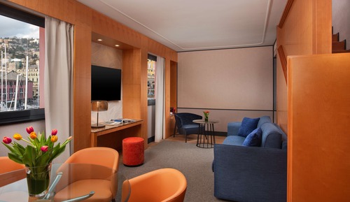 Suite (View)