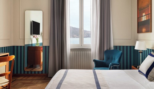 Deluxe Room, Sea View (No Balcony)
