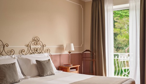 Superior Room, Balcony, Park View
