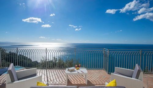 Villa with Sea View