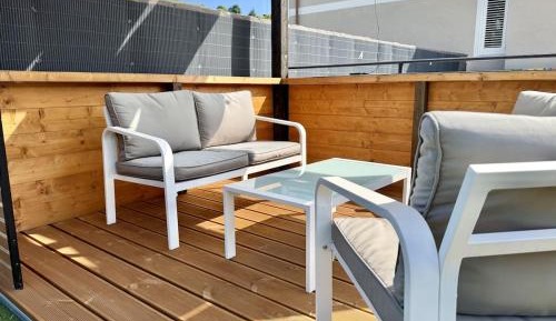 One-Bedroom Apartment with Terrace