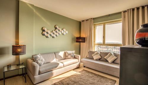 One-Bedroom Apartment with Sofa Bed