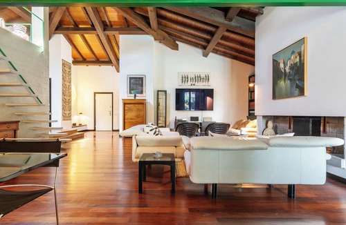 Casorate Primo Villa | Villa Wanna - Design, Relaxation, and Nature near Milan